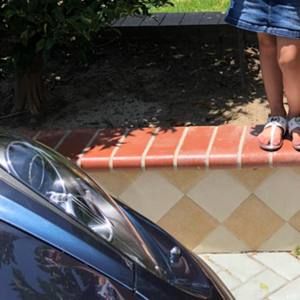 Meet your Posher, Hue